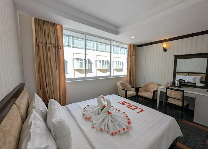 Dong Kinh Hotel